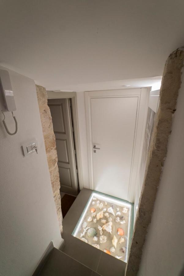 シラクーサOrtigia Charme Piazza Duomoアパートメント エクステリア 写真
